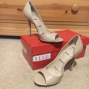 Elle Nude Peep Toe Heels